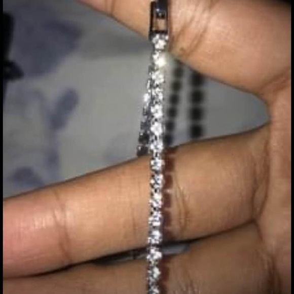 Lot of Bracelets - Picture 5 of 6